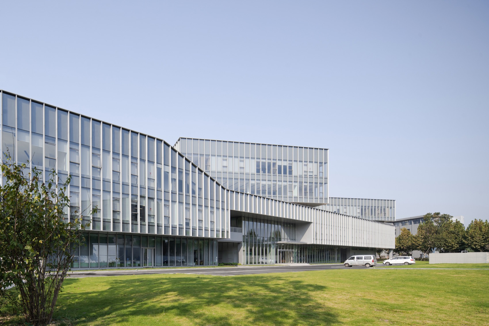 中达科技办公综合体丨中国浙江丨上海半场半地建筑设计工作室-11