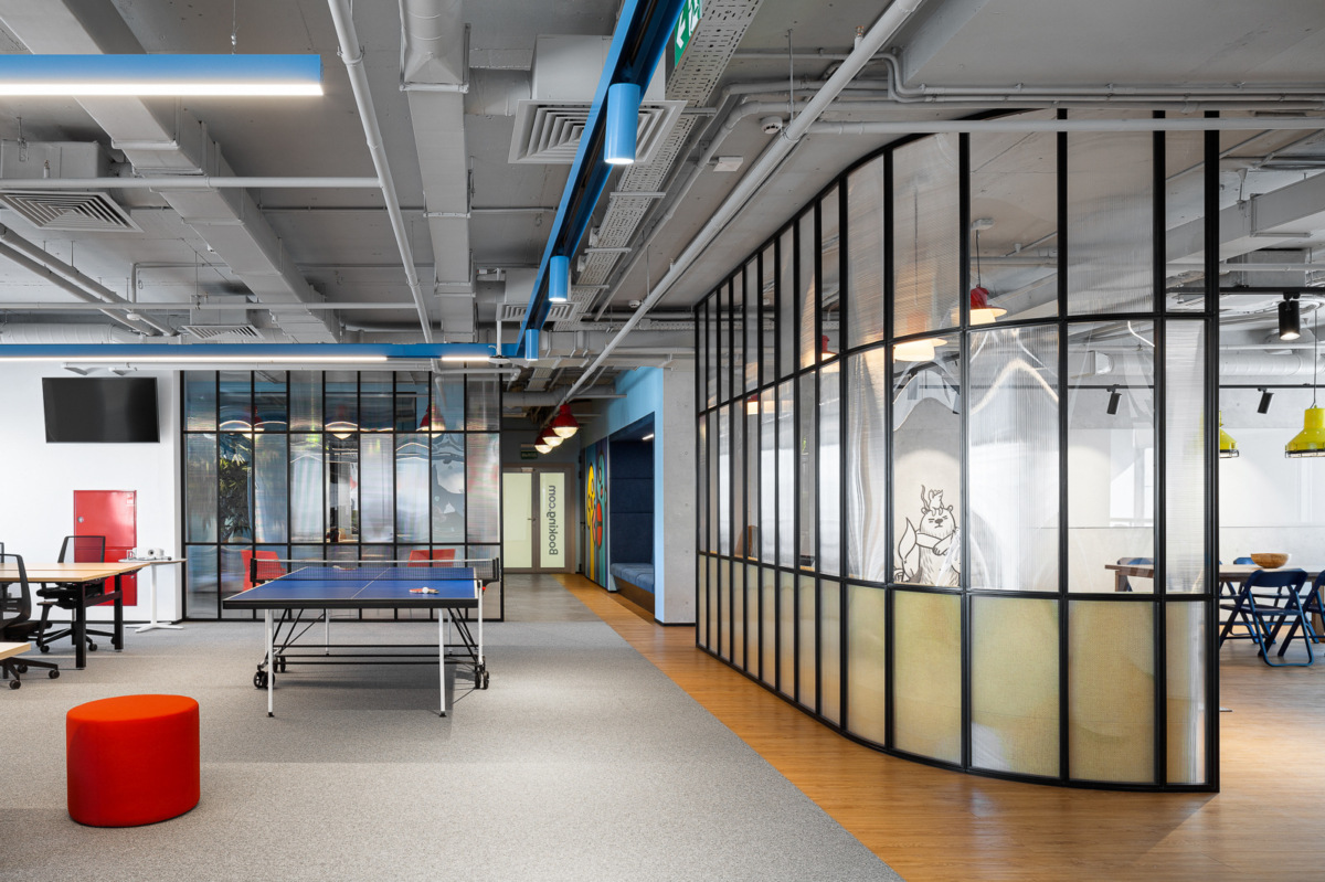 Booking·com 俄罗斯新办公室 · 都市街头艺术气息-19