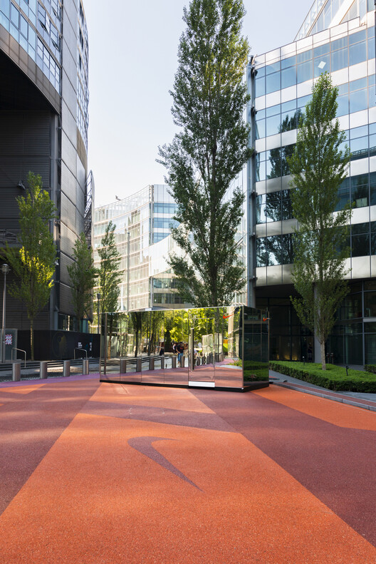 Nike Experience Hub - Potsdamer Platz | 融入环境的多功能运动空间-20