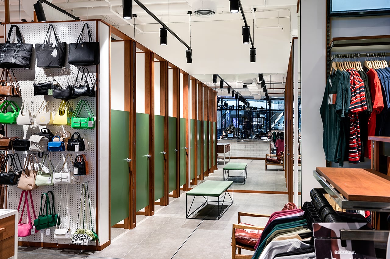 Retail Fitout for Universal Store Karrinyup Perth | Unita-30