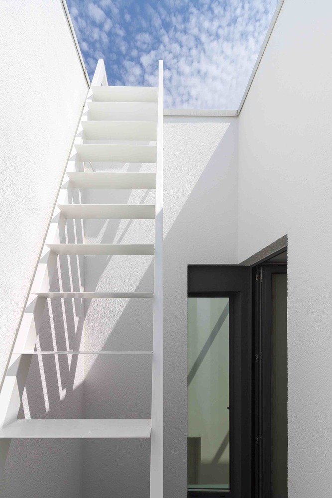 罗马尼亚四口之家，绿色环保与自然共生-74