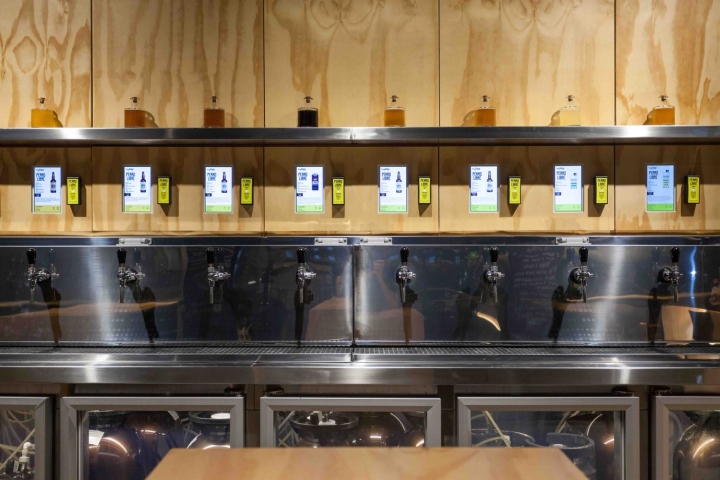 自由犬酒吧间-15