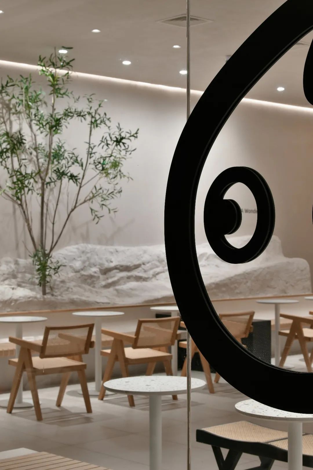 艺术韵律中的CoCo都可空间设计丨中国晋中丨HOOOLD空间设计-32