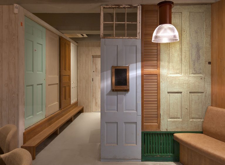 全天营业的家庭式场所（注：ALL DAY表示全天，HOME常见意思是家、家庭、住所 等，这里推测可能是指全天营业的类似家庭氛围的场所，如全天营业的家庭旅馆、全天开放的社区家庭活动中心等，需结合具体语境进一步确定准确含义） 丨日本东京丨岩本胜也＋EMBODY DESIGN-18