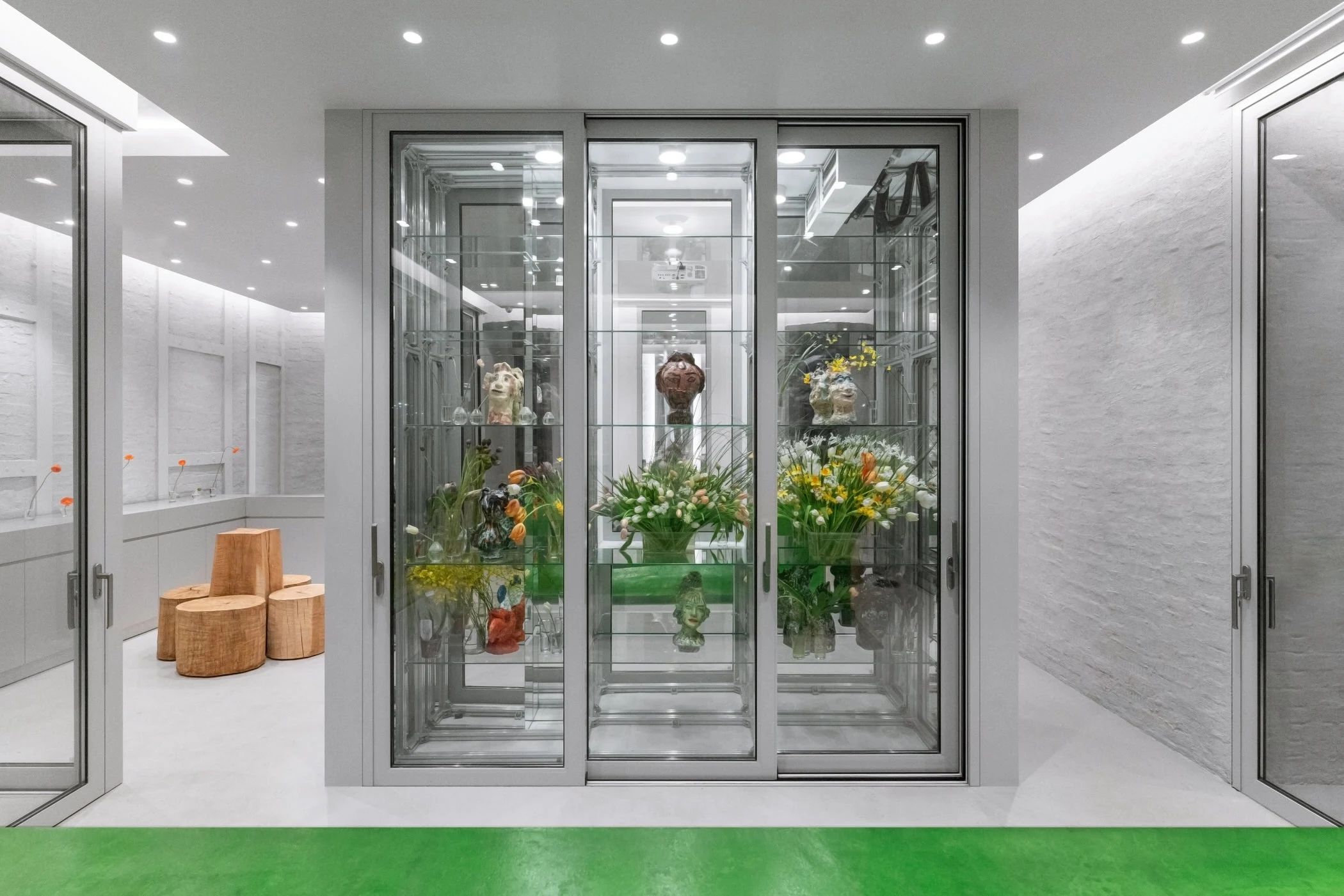 花店办公室|多功能办公室设计丨俄罗斯丨Kozeen Rueda 工作室-2