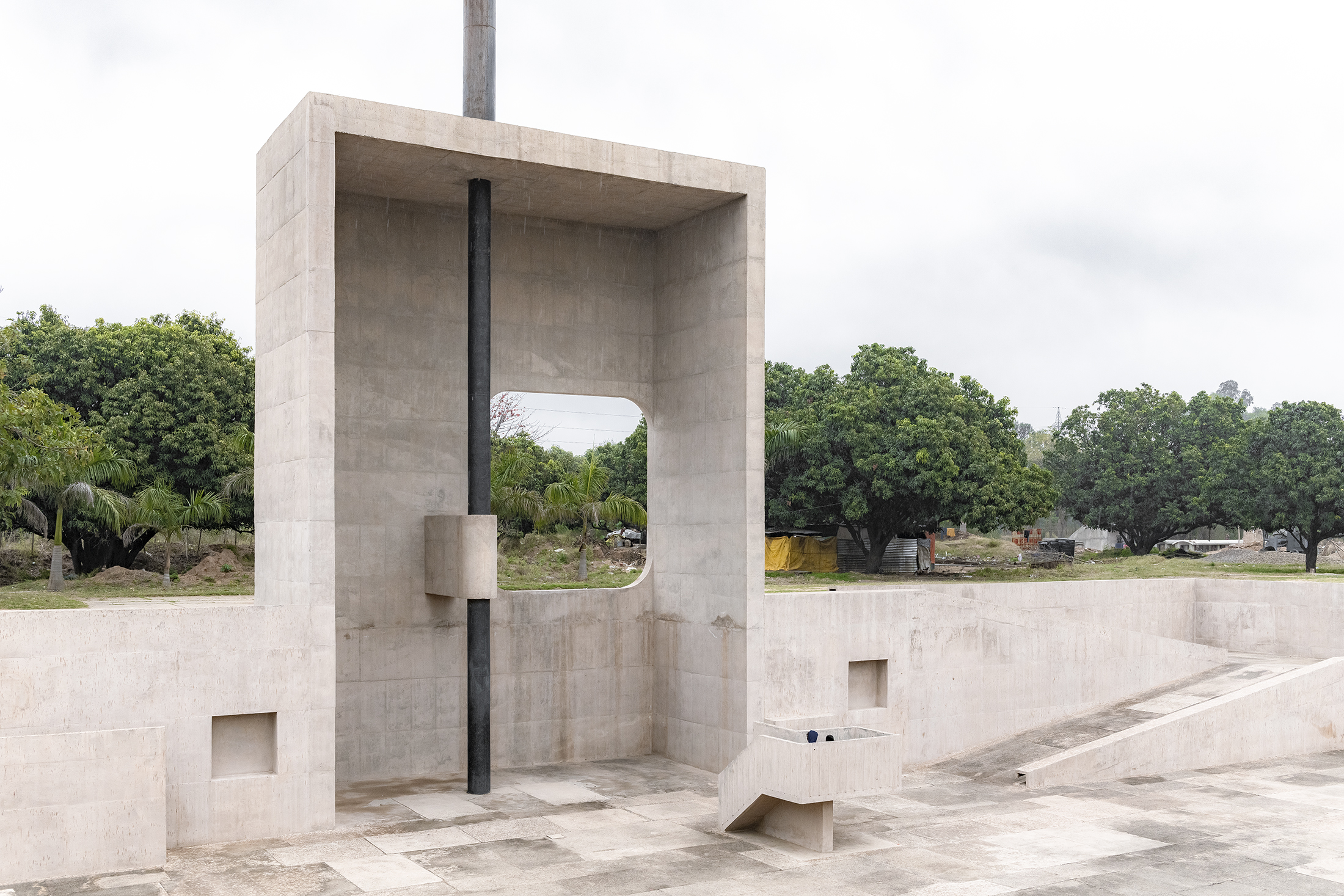 “张开的手”纪念碑丨印度昌迪加尔丨勒·柯布西耶-5