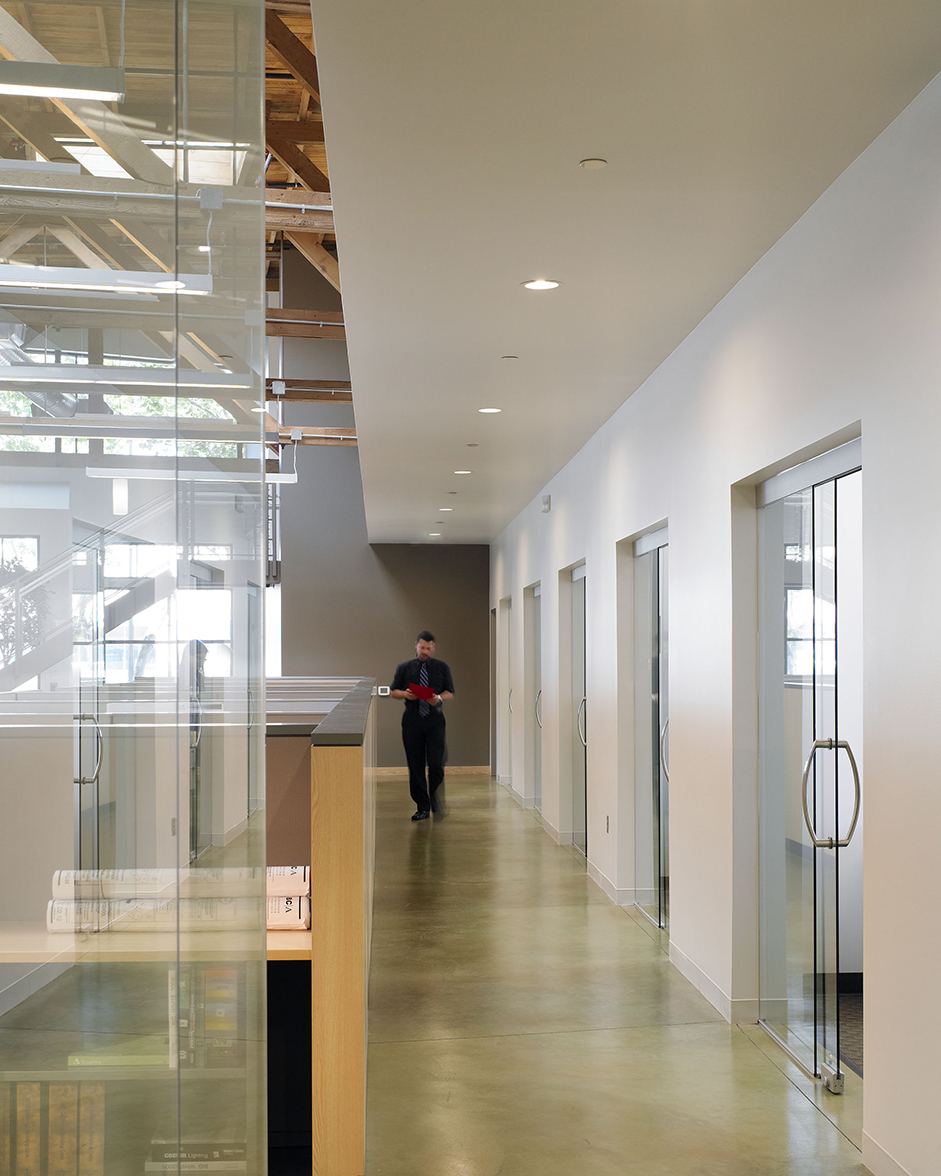 旧厂房的新生 | Studio BANAA 办公室设计-9