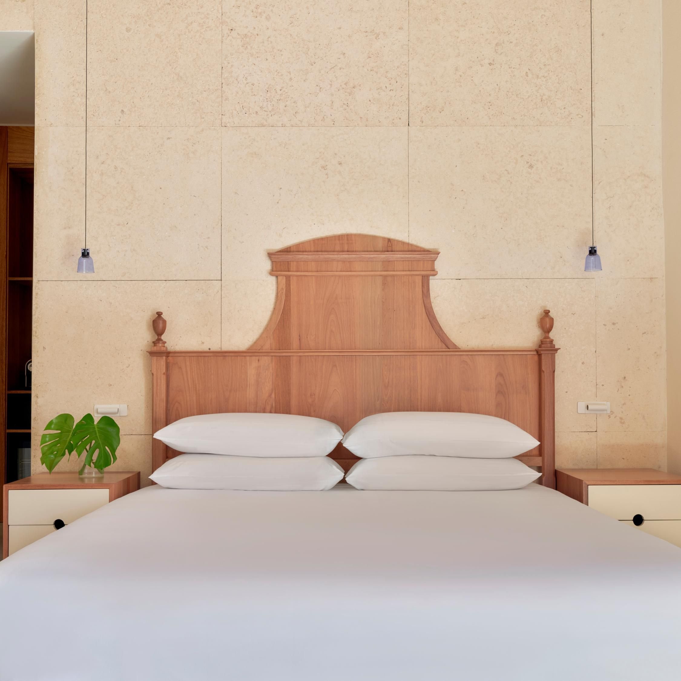 金普顿拉斯梅塞德斯酒店丨Estudio Moneo Brock-14