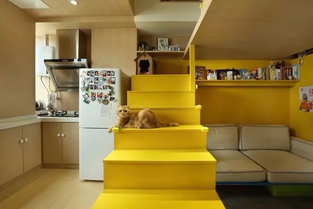 30㎡的房，他俩睡在半空，住出了100㎡的效果，神作-27