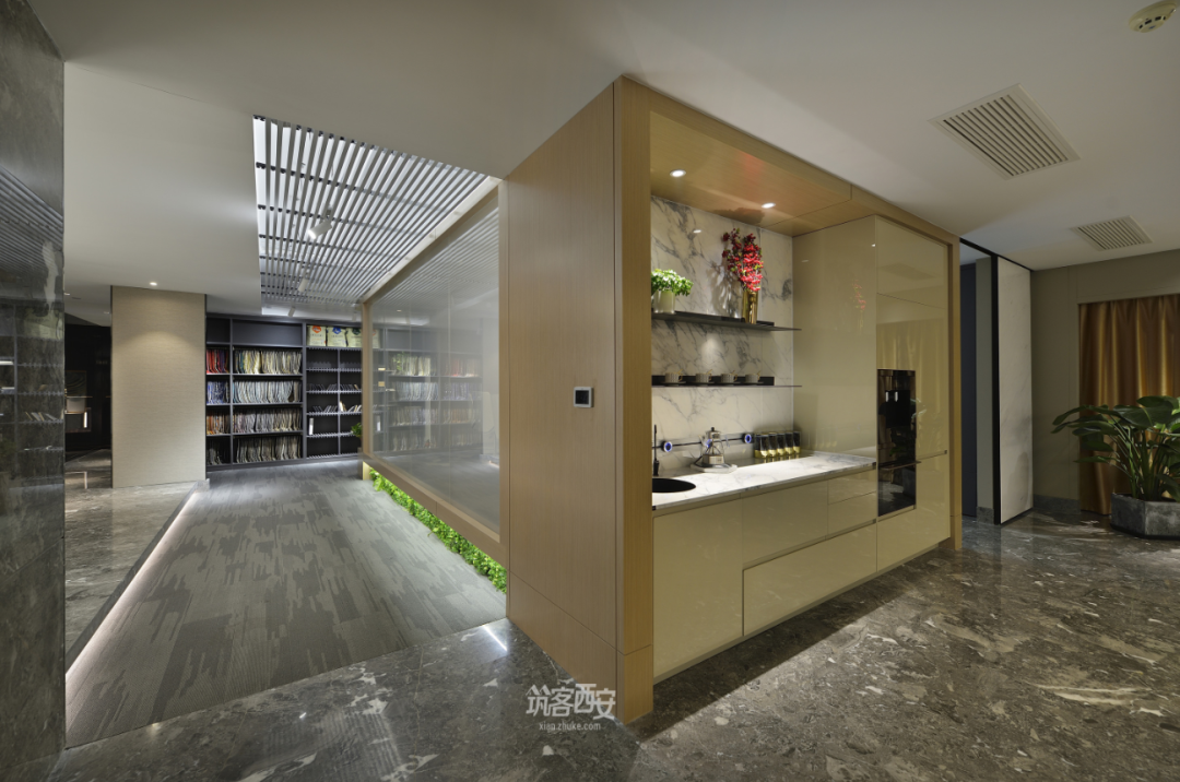 传景·圣雅 | 刘渝旻设计打造诗意办公空间新模式-48