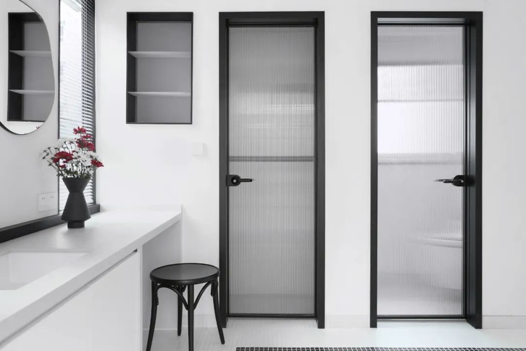 180㎡两居室诠释极简生活，开放式设计展现大宅气度-84