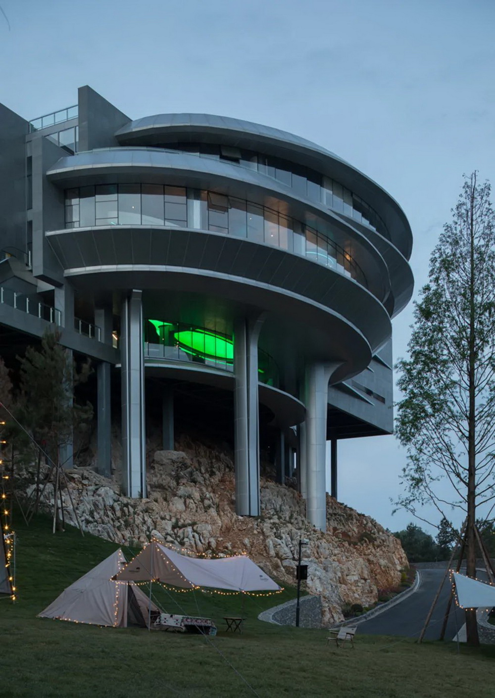 贵阳绿城·春风燕语温泉康养小镇丨中国贵州丨metrostudio 迈丘设计-51