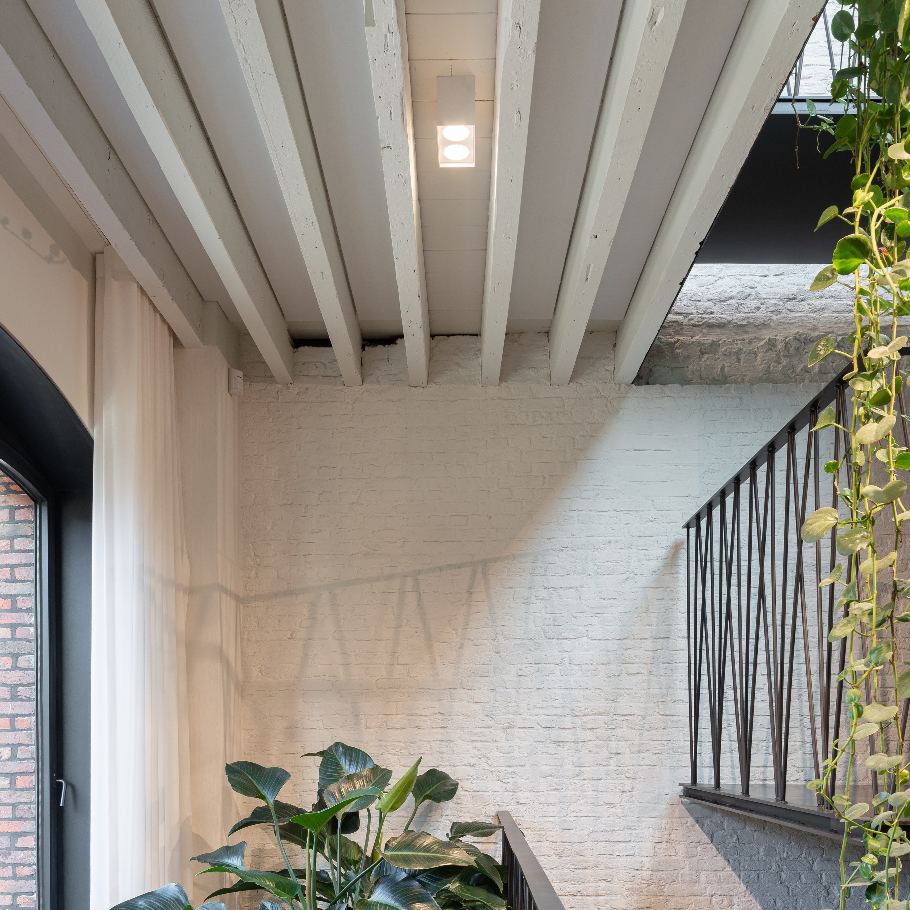 Tips on how to use square lighting shapes in your lighting design-1