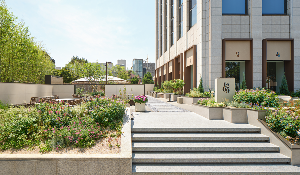 1209 CAFE 카페 인테리어 자연주의 정원 -4