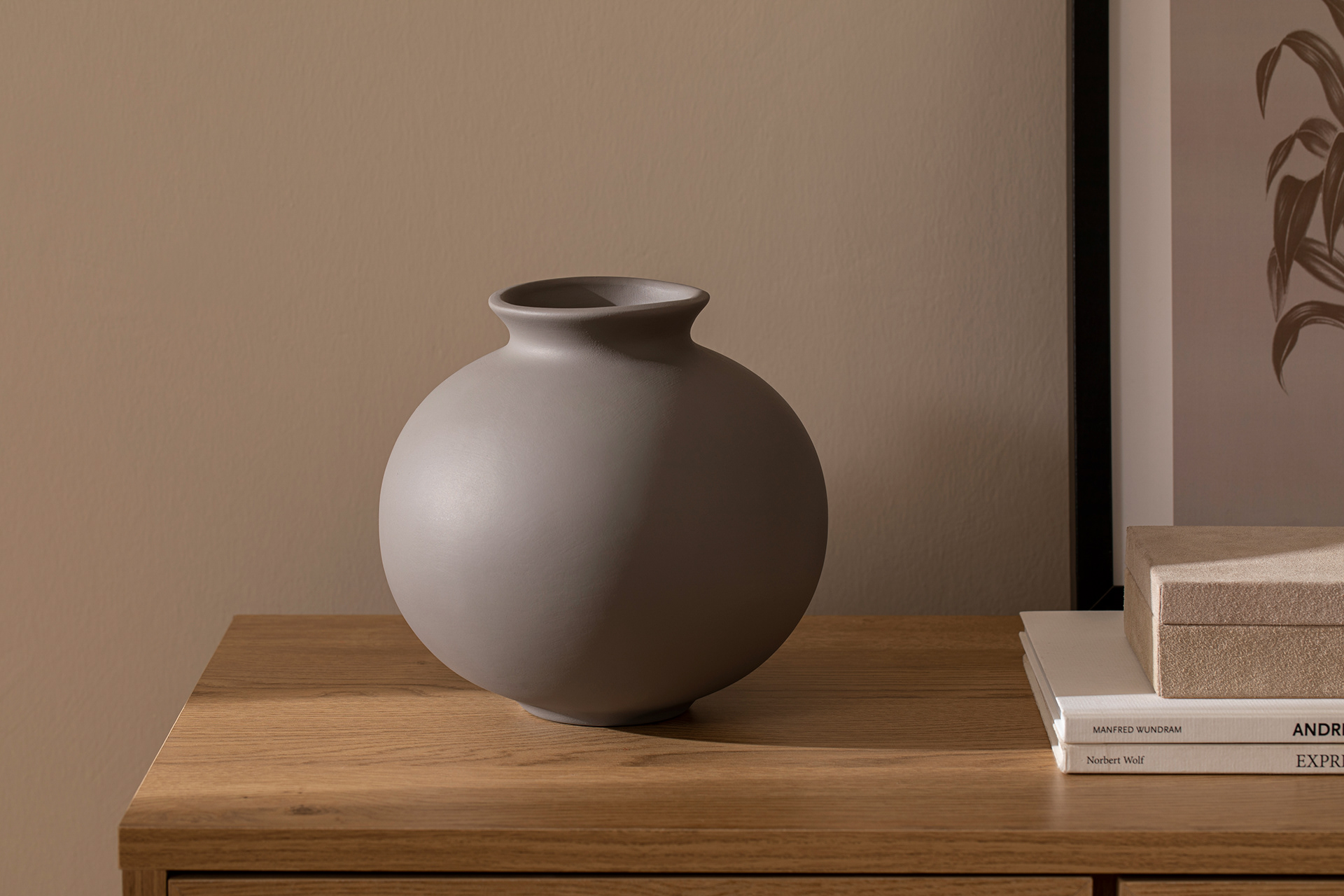 Decorative Vases-Set Design&Styling for Vivense-4