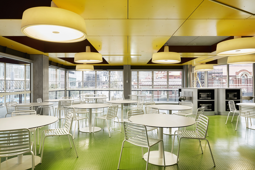 皇家墨尔本理工大学新学术街-38