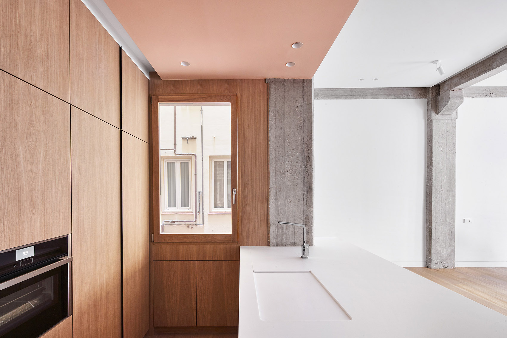 P82住宅和Genuine架子，马德里 / Lucas y Hernández – Gil Arquitectos-31