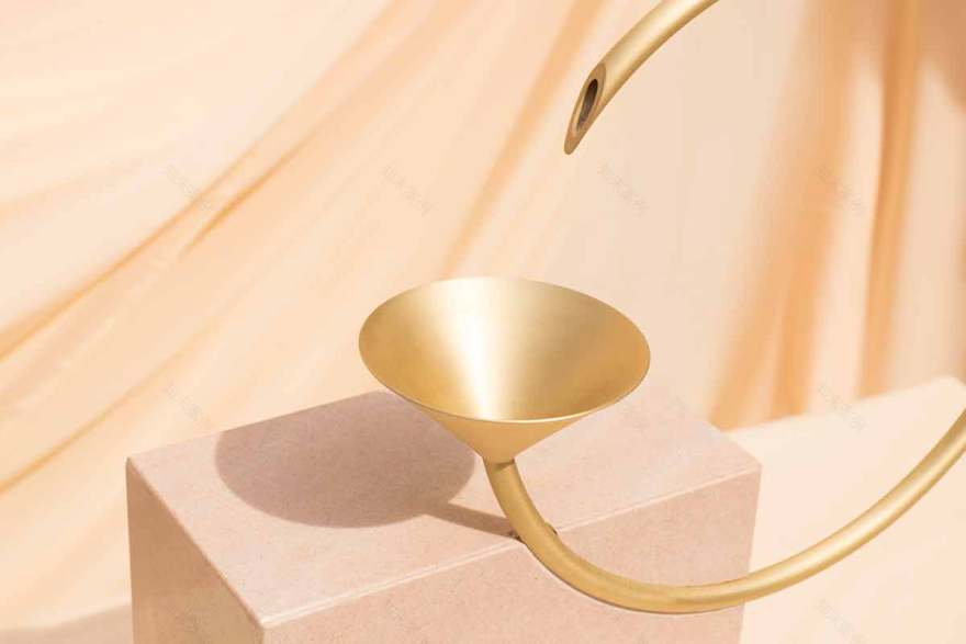 身心平衡的仪式 | Sara Ricciardi + Simone Piva 为 Made in Edit 设计“Ora”系列-13