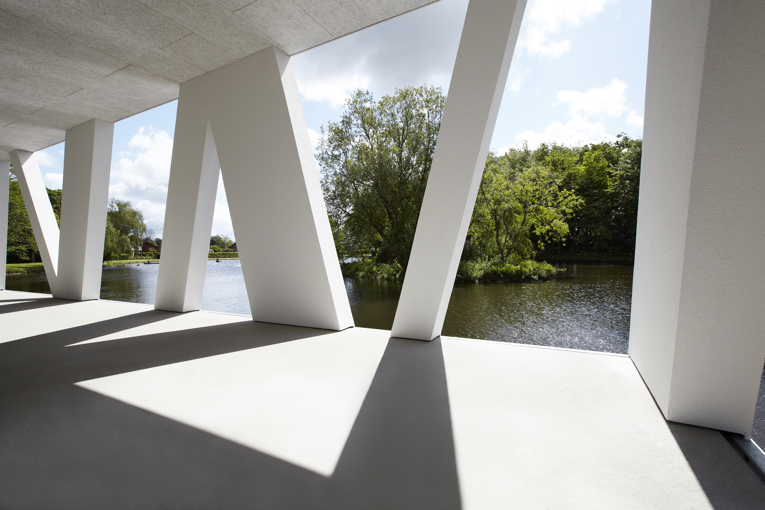 丹麦漂浮艺术博物馆·汉宁·拉森的湖畔杰作-62