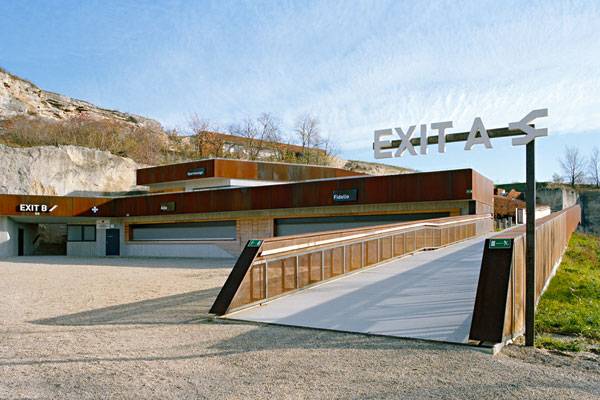 奥地利圣玛格丽腾采石场改造项目丨奥地利布尔根兰丨AllesWirdGut Architektur-22