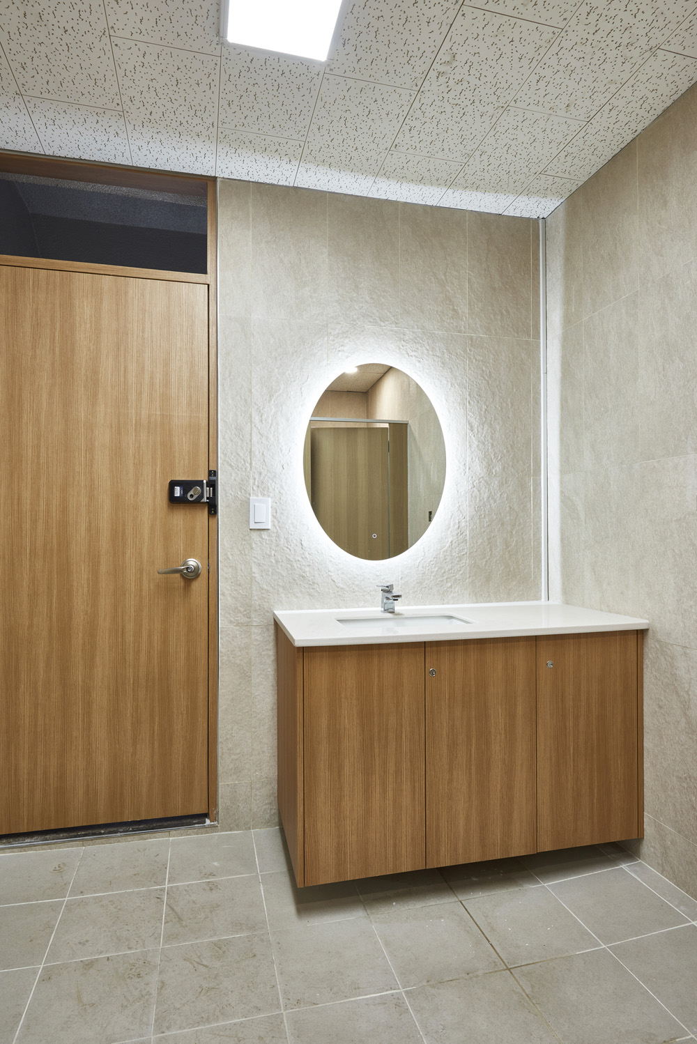 江南餐厅 | 简约白色空间设计，25 平米私人用餐体验-14