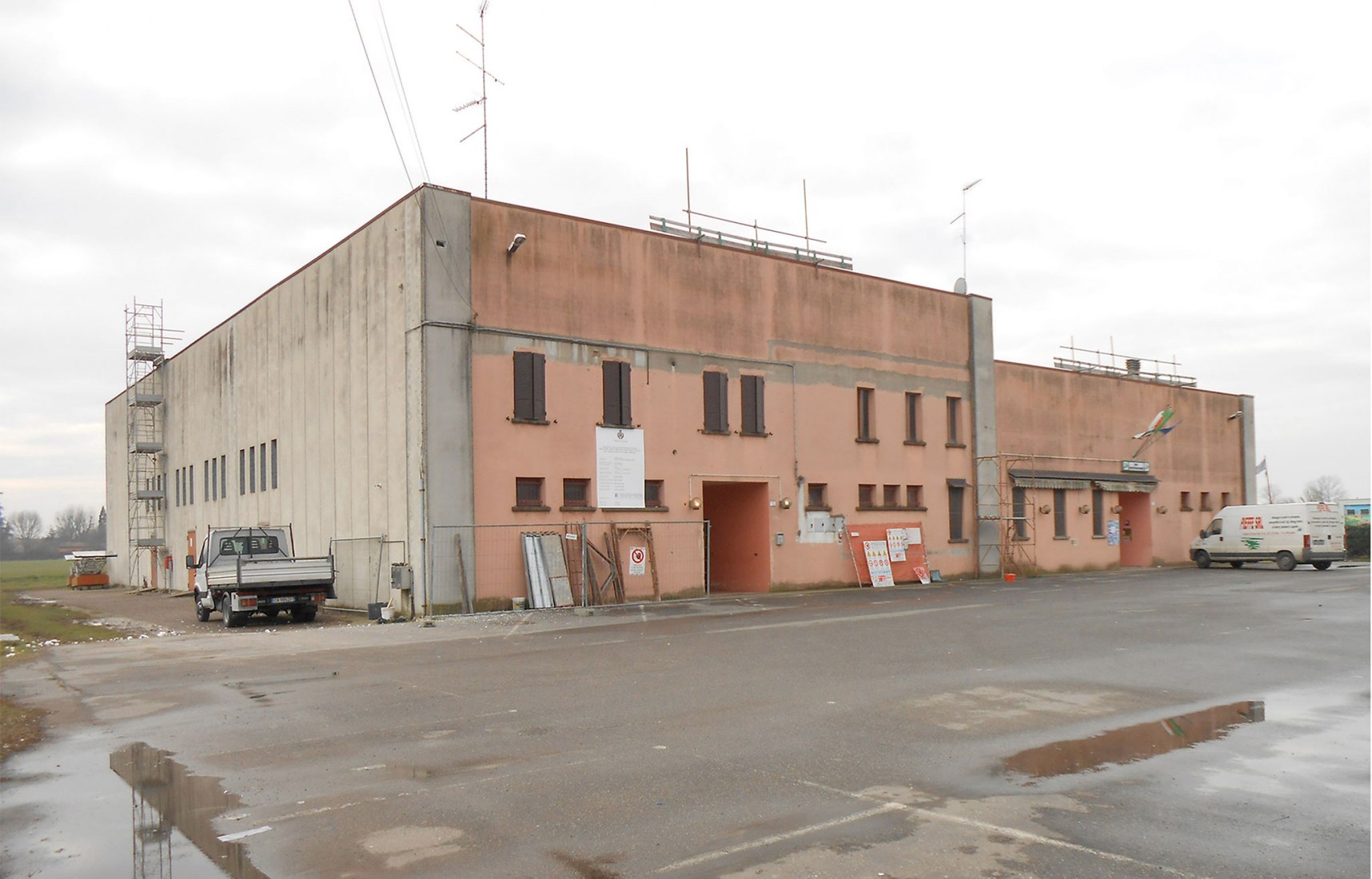 Luzzara保龄球俱乐部改造及多功能厅新建丨意大利-36