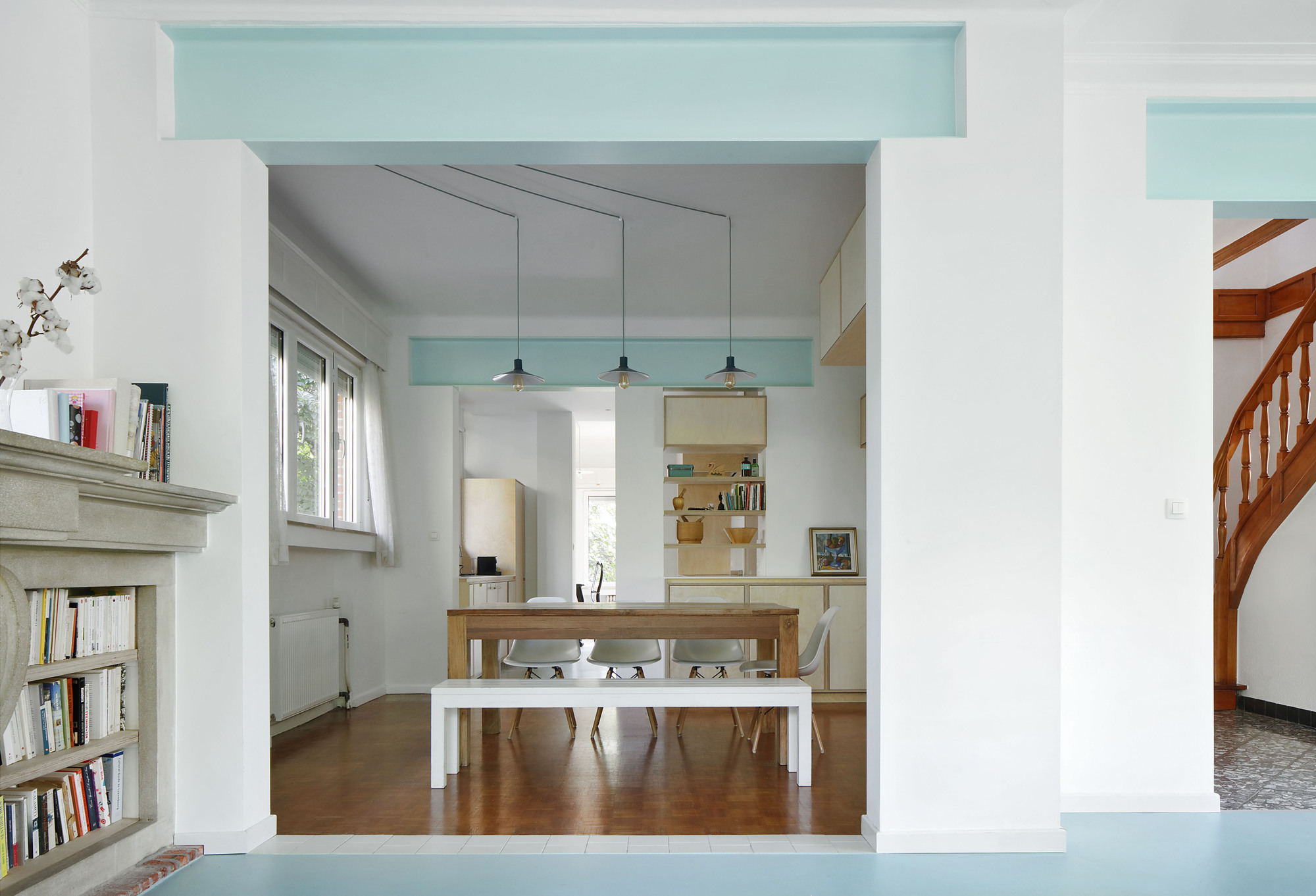 Meandering Furniture Villa Renovation / Atelier Tom Vanhee-33