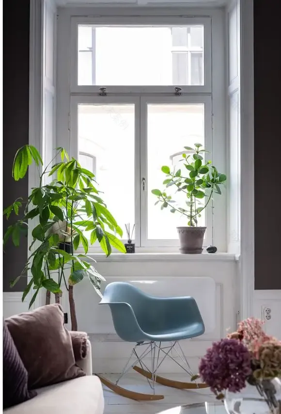 斯德哥尔摩大型工作室的玻璃卧室设计-7