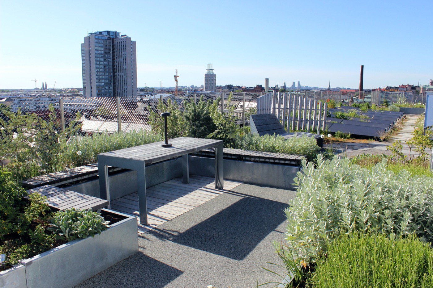 绿色屋顶花园丨Axeloth Arkitekter-9