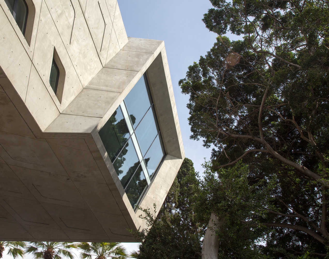 Issam Fares Institute – American University of Beirut  Zaha Hadid Architects-63