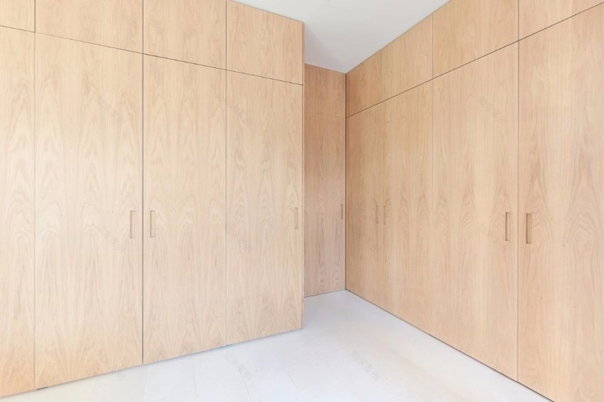 巴塞罗那 90 平米老房变度假屋,定制木盒实现多功能生活-10