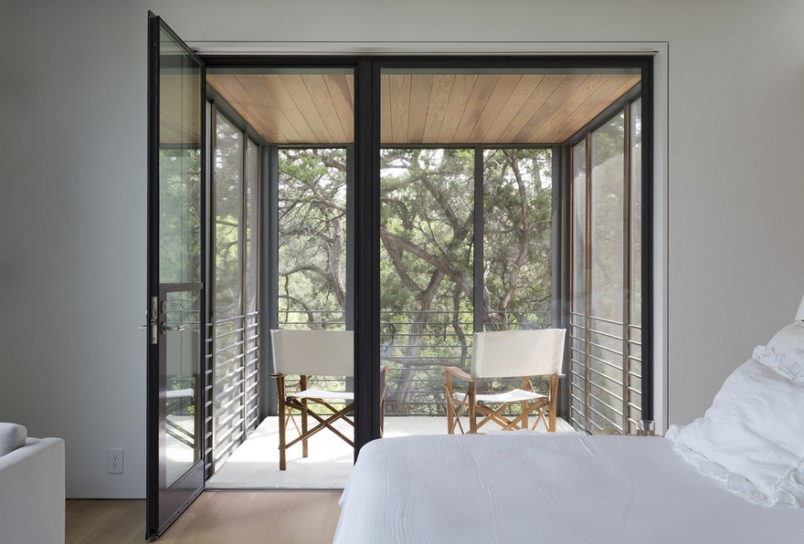 Elegant Home with the Sensibilities of an Art Museum: Hollowcat Wild-15