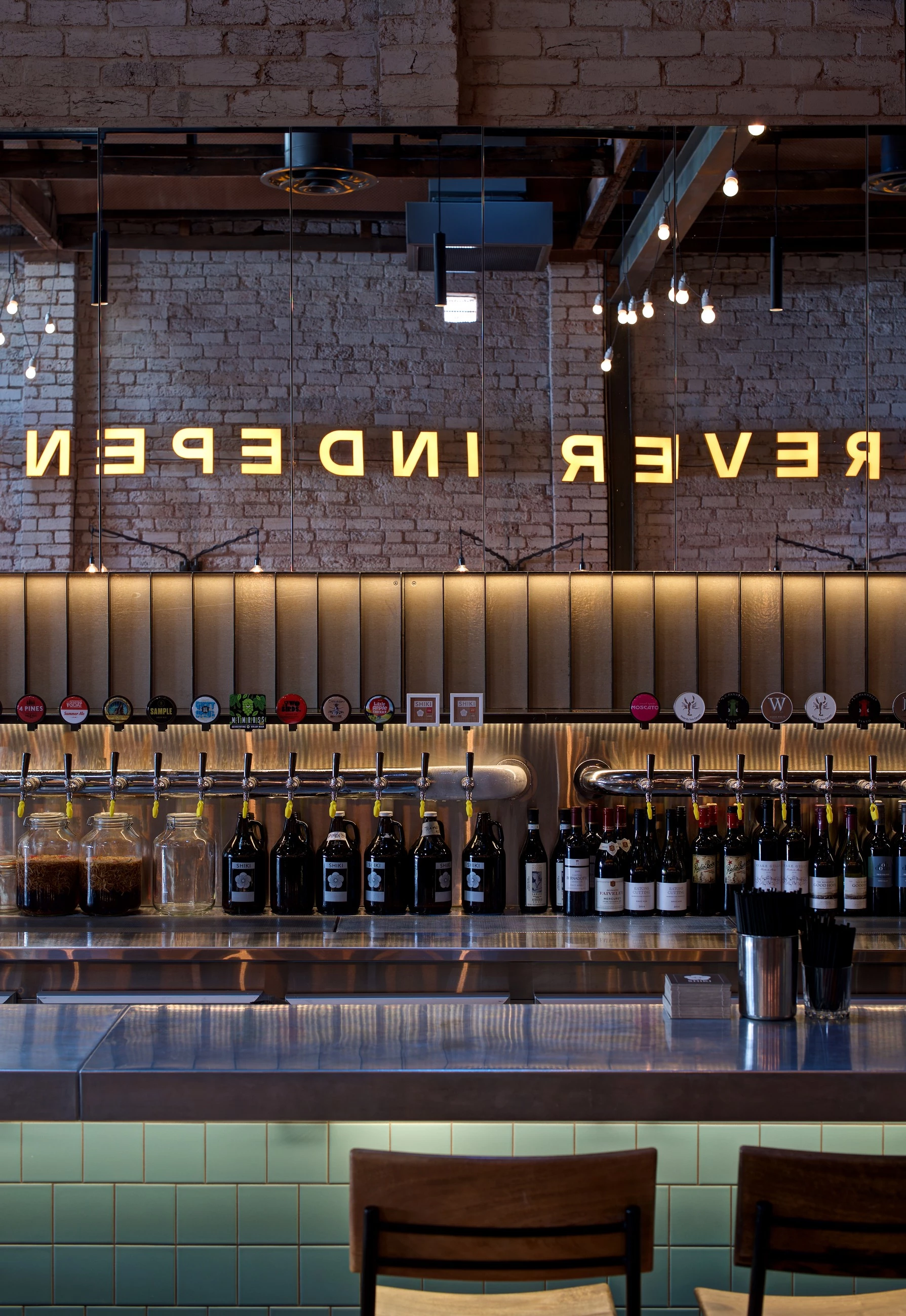 澳大利亚" Hawker Hall "餐厅 | 竹屏风打造的街头气息-49