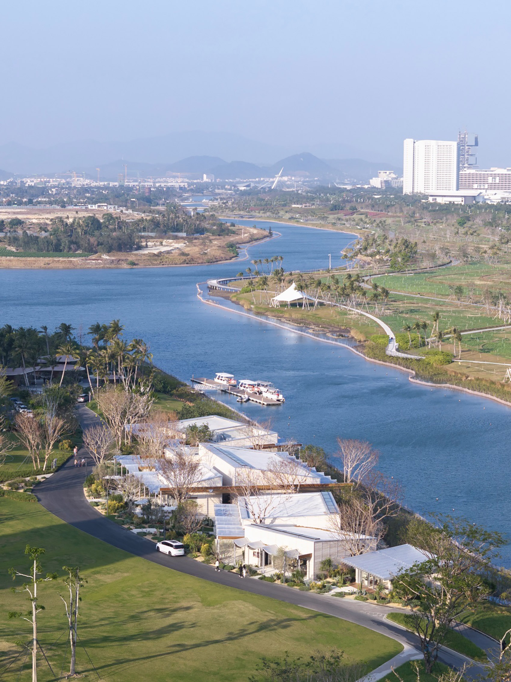 三亚华润海棠湾水岸Center丨中国海南丨vari architects几里建筑-3