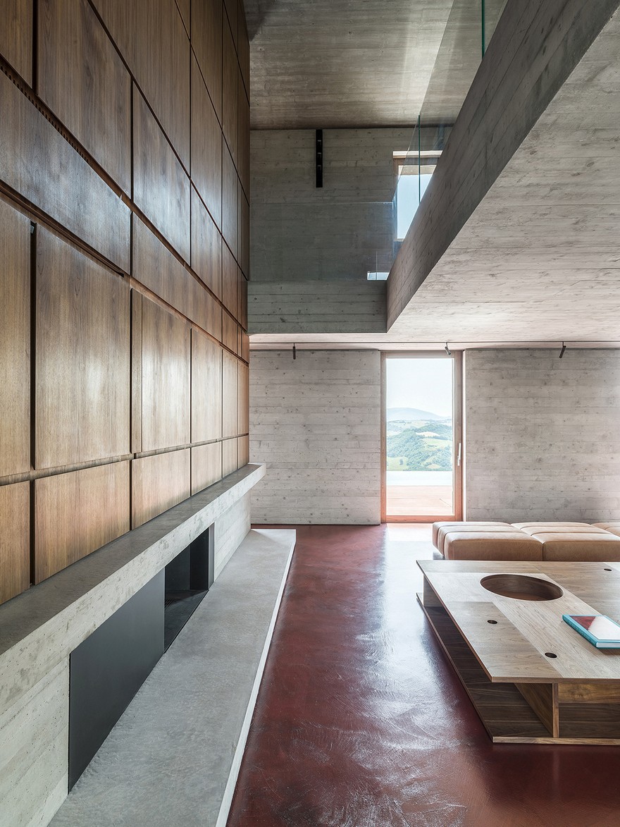 This Italian Stone House Celebrates Vernacular Architecture in a Modern Way-14