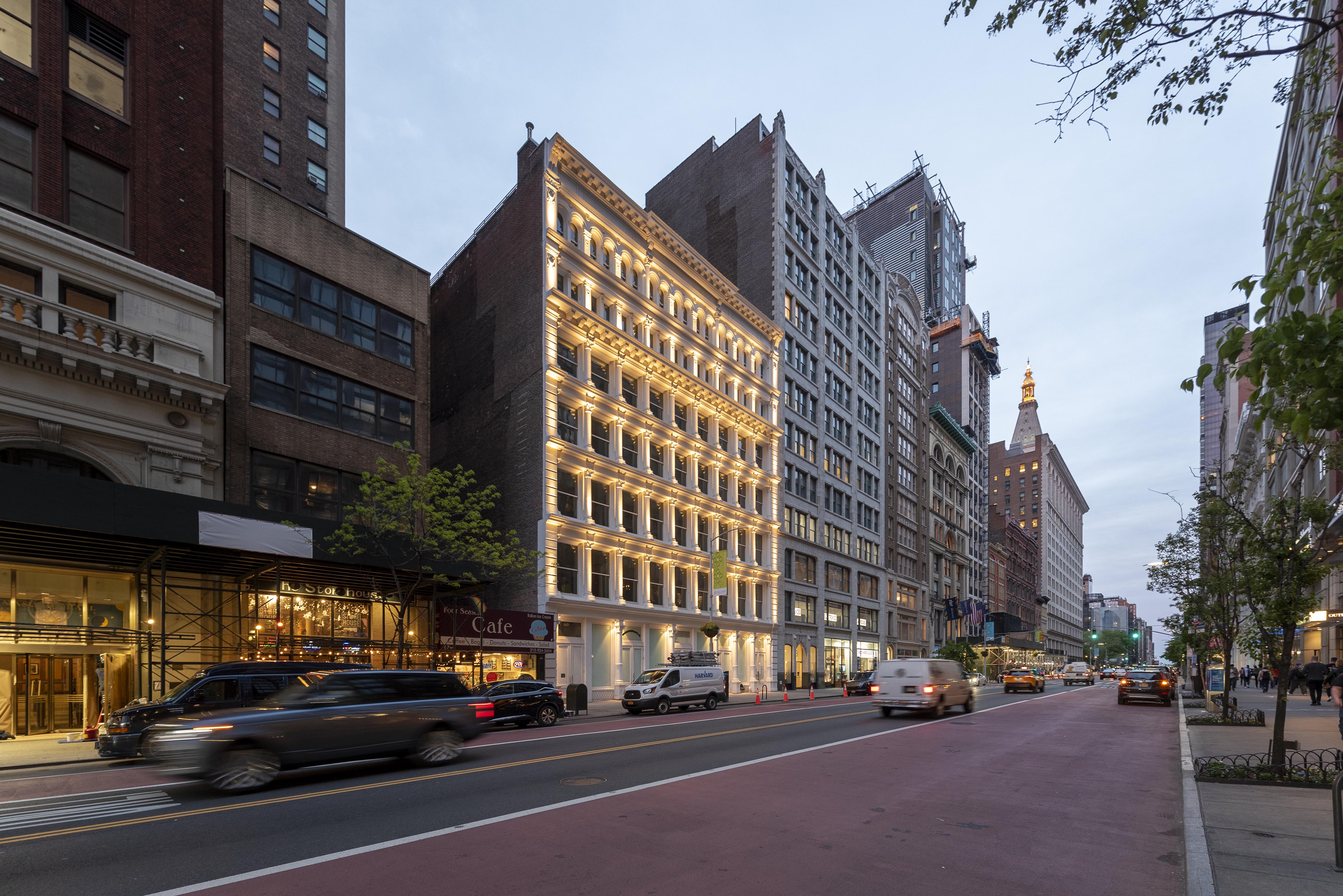 2021 年纽约 Ladies' Mile 历史区商业建筑翻新丨美国纽约丨Loci Architecture PLLC-5