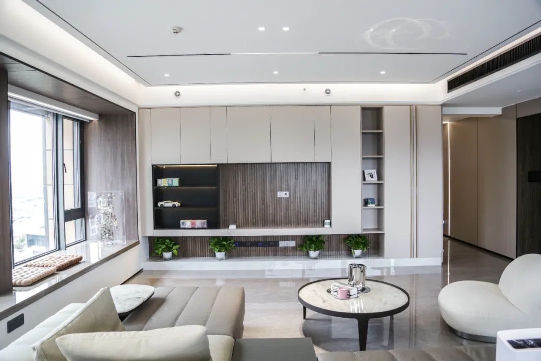现代简约颐湾府丨深圳东易日盛总部-21