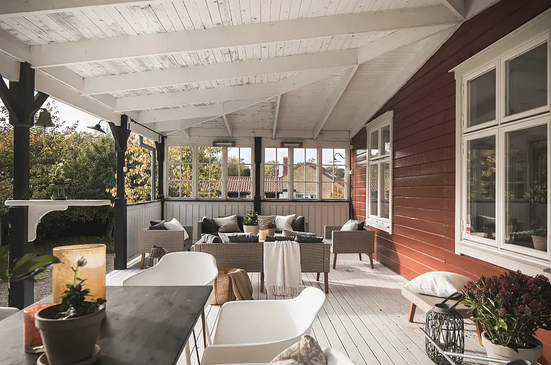 瑞典斯堪的纳维亚风格红木别墅设计-33