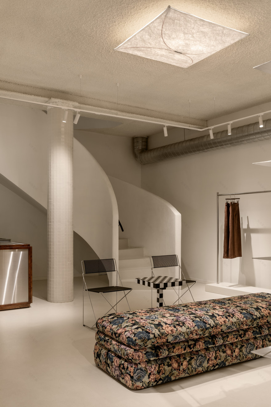 CICI COCO 展厅及咖啡馆丨乌克兰利沃夫-39