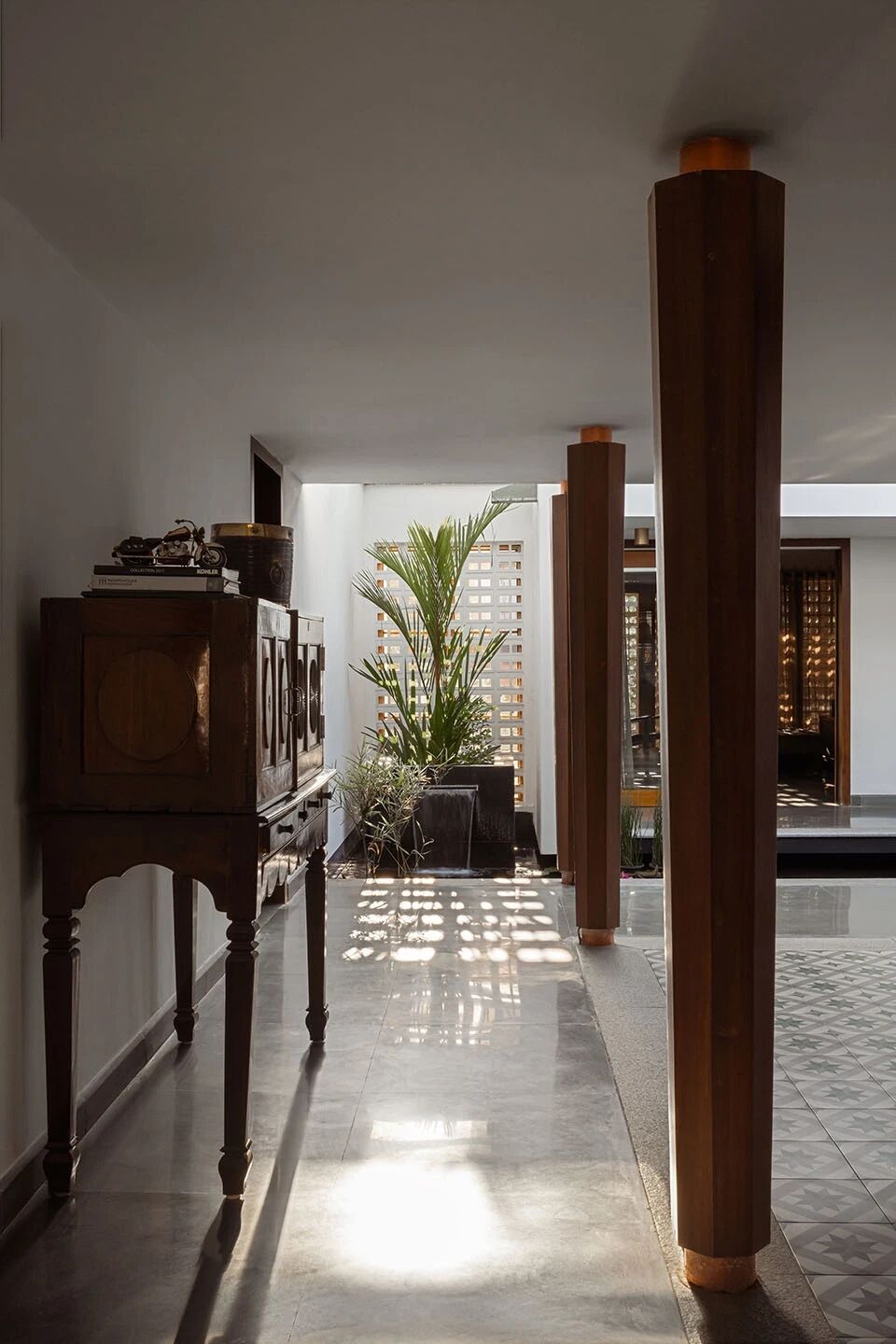 印度House of Quad现代住宅丨Thomas Parambil Architects-21