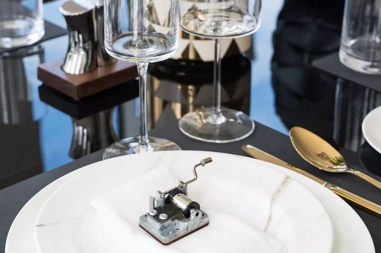 英伦风室内设计 | 优雅格调与色彩的完美融合-73