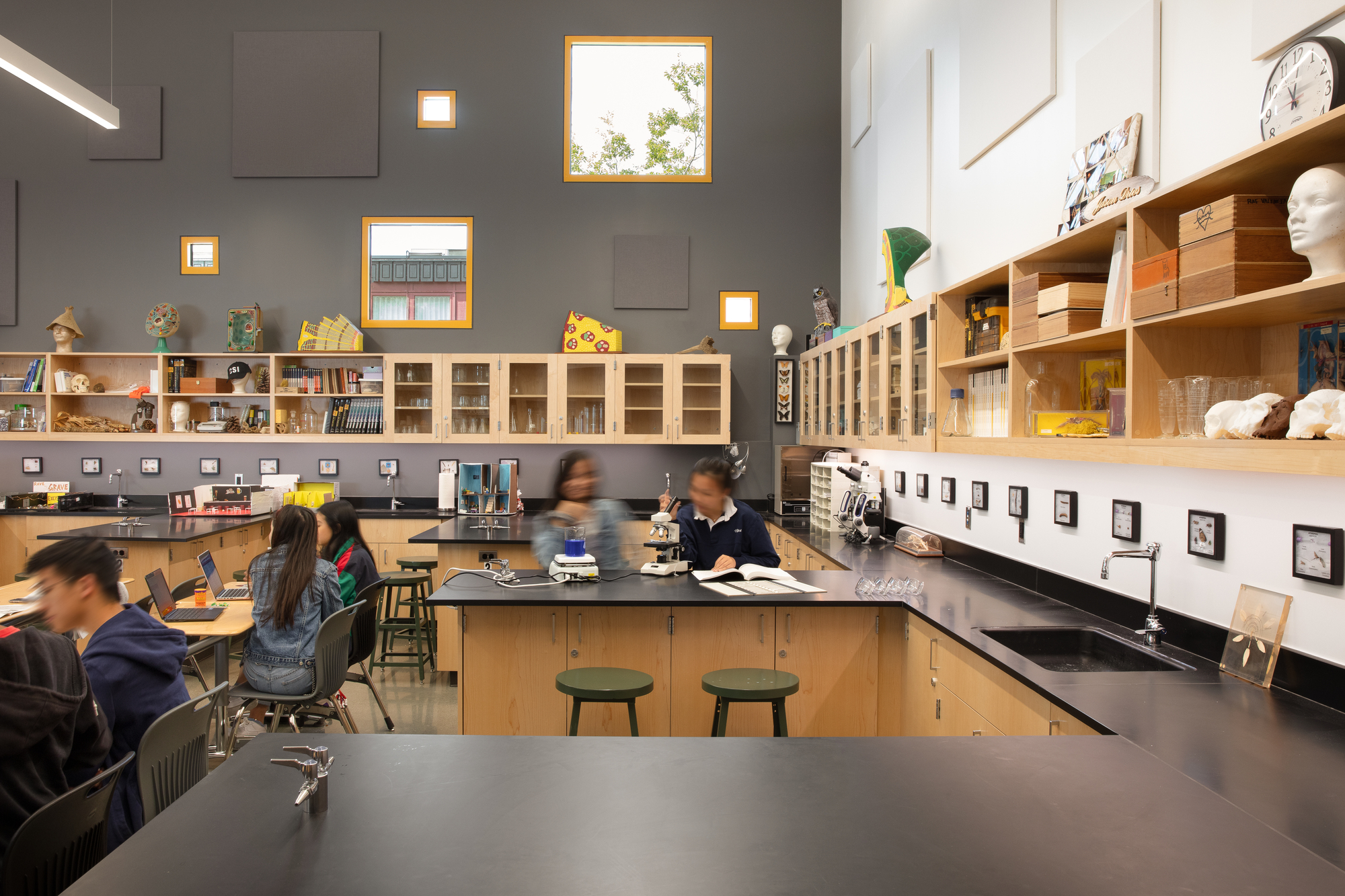 Piedmont Hills High School Science and Life Skills Complex / LPA-21