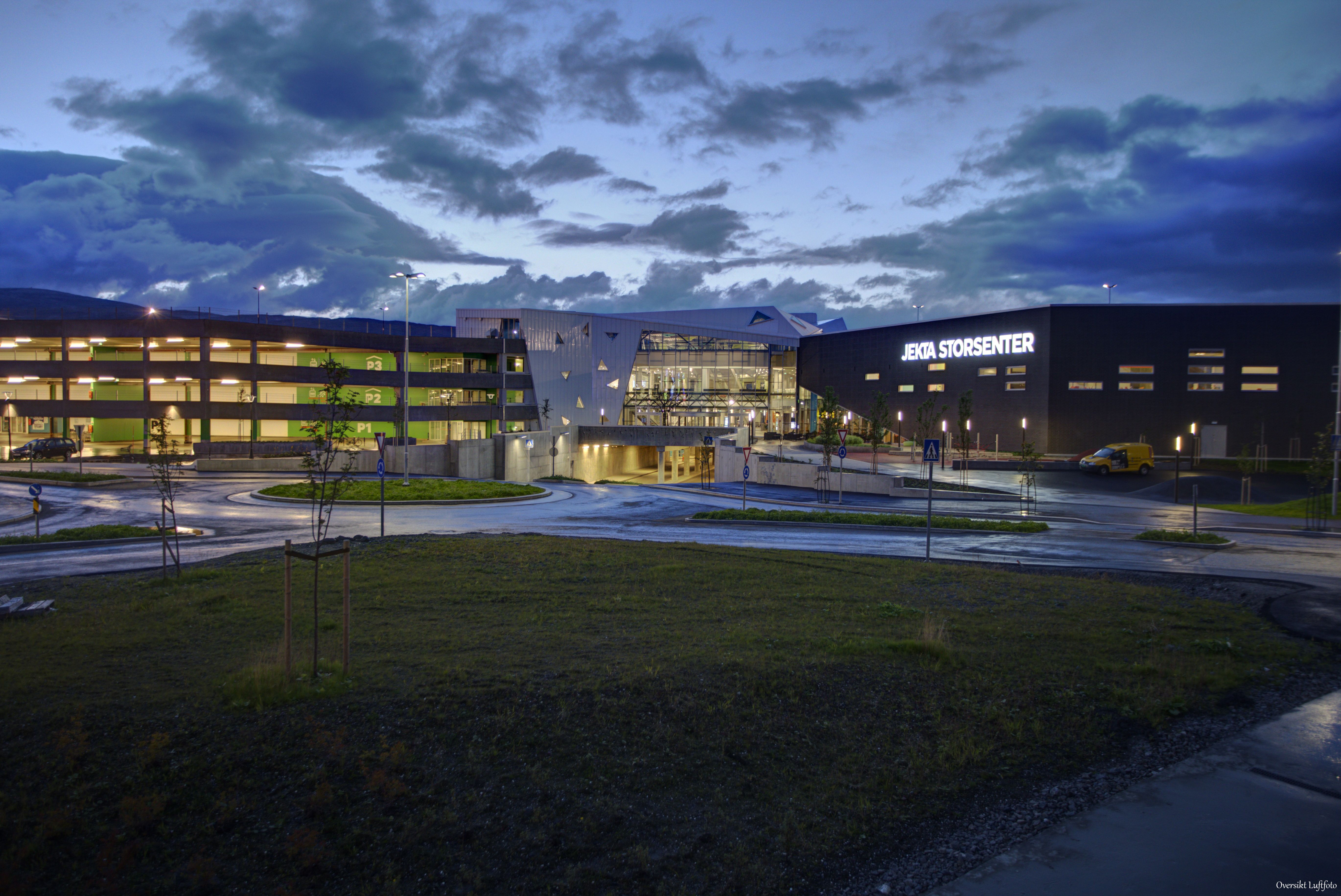 2013 年挪威 Jekta 购物中心扩建设计-8