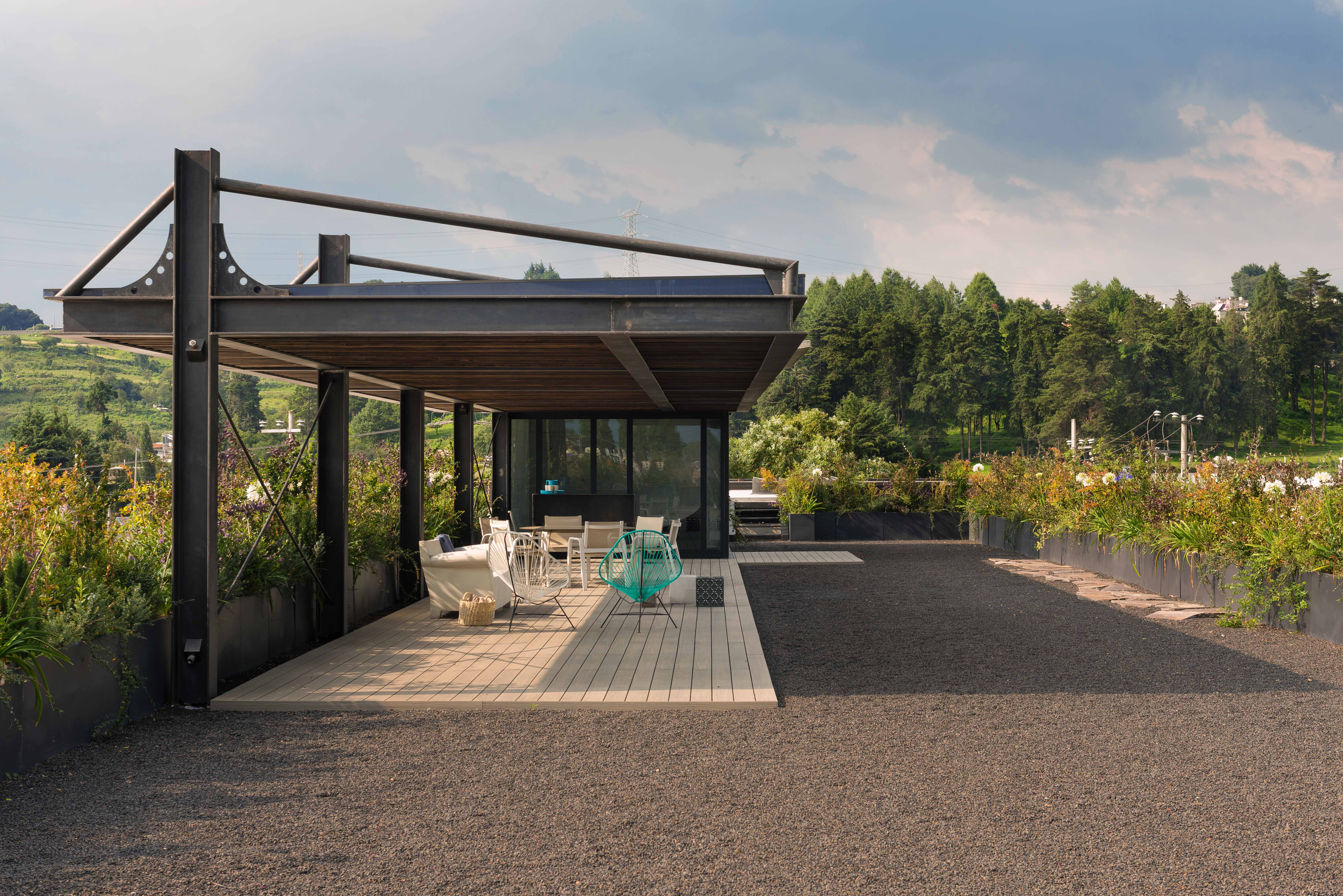 更新中的工厂-18