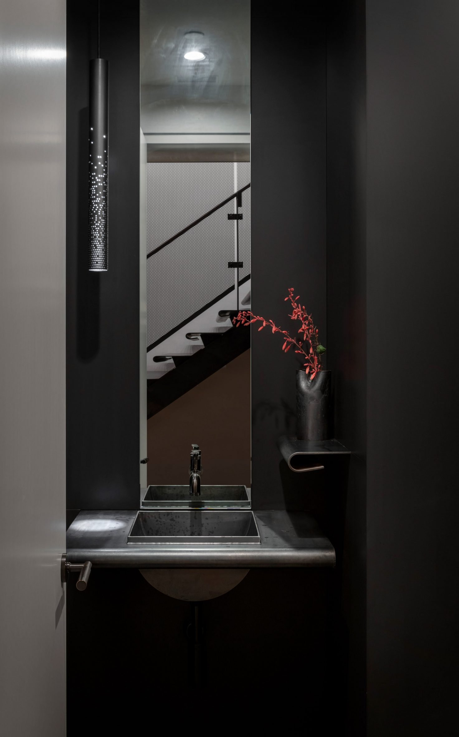 奥尔森·昆迪格设计的奥斯汀"Caddy Shack" | 悬浮的钢铁之家-25