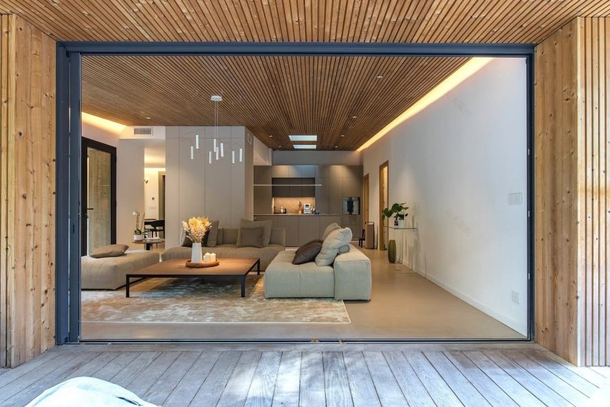 Contemporary Renaissance: Montpellier House Opens To Poolside Living-7