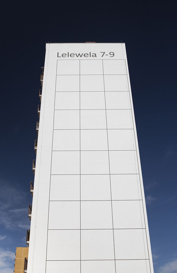 WHITE WALLS 建筑改造项目-12