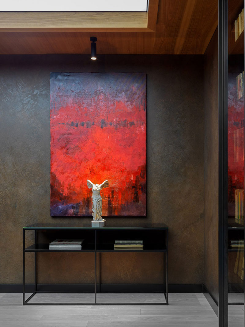 莫斯科时尚公寓 | 暗色调的现代魅力-12