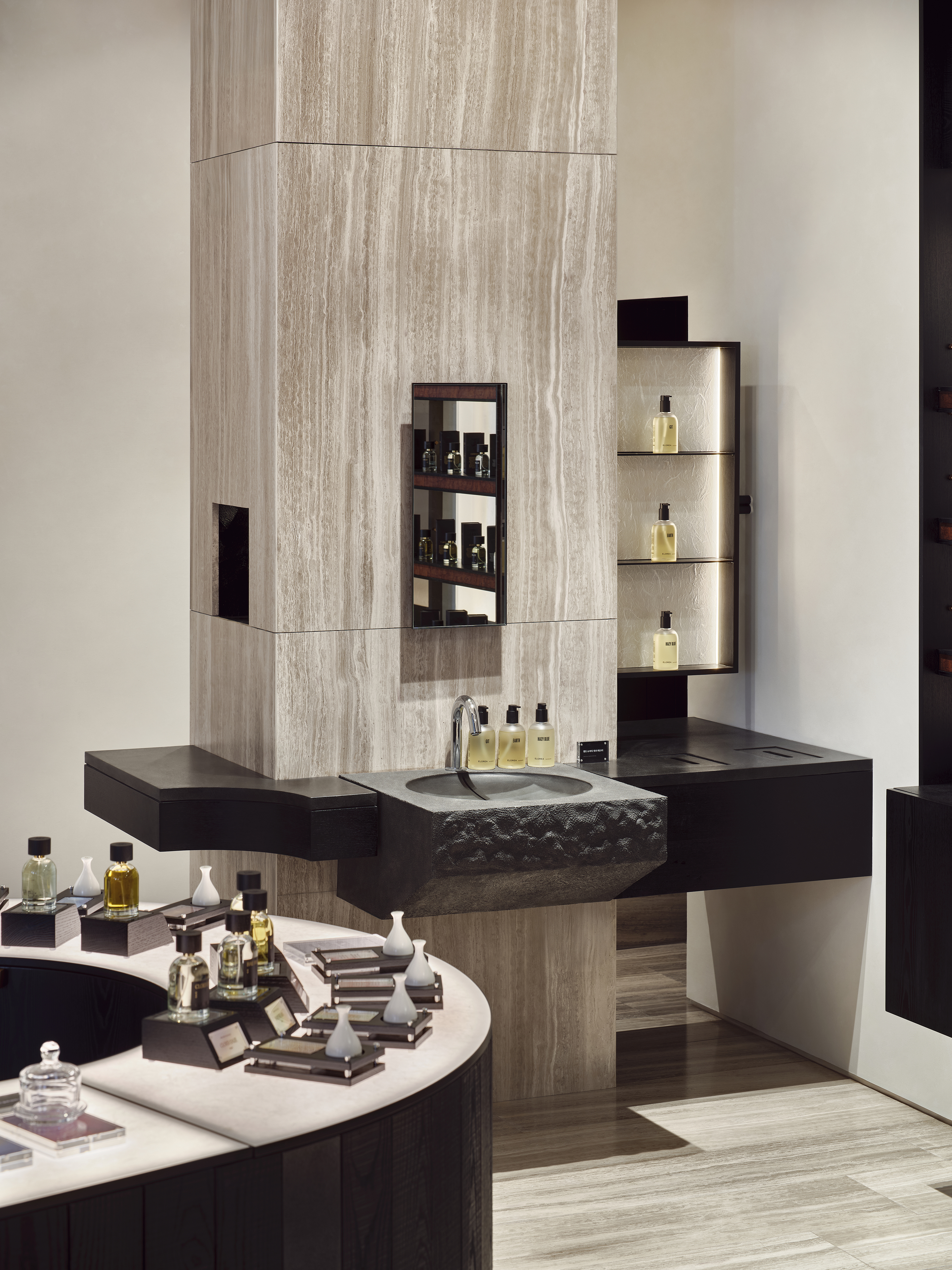 ELOREA Flagship Store,-30