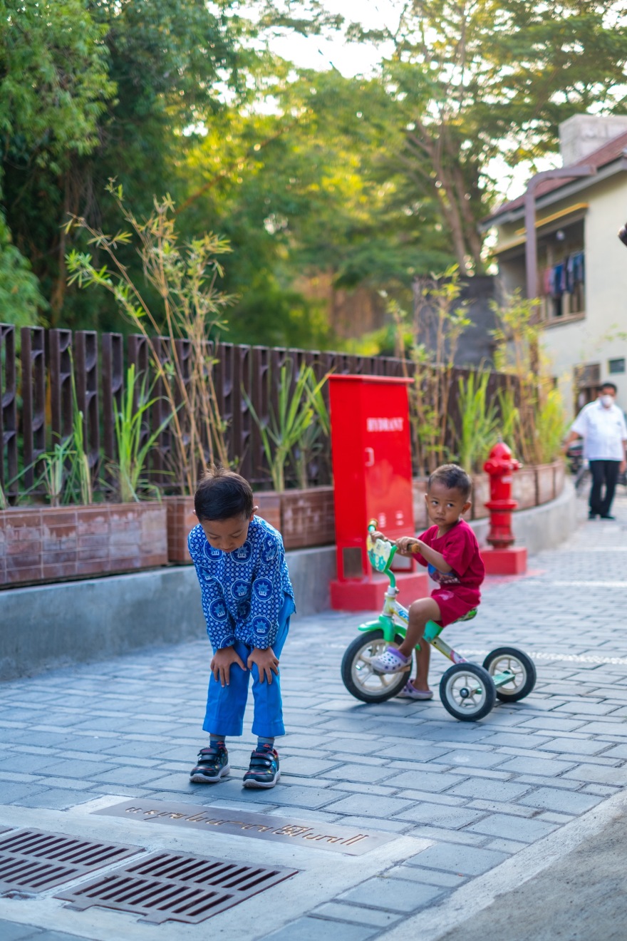 Kampung Mrican Phase 1 and Microlibrary Pringwulung / SHAU Indonesia-50